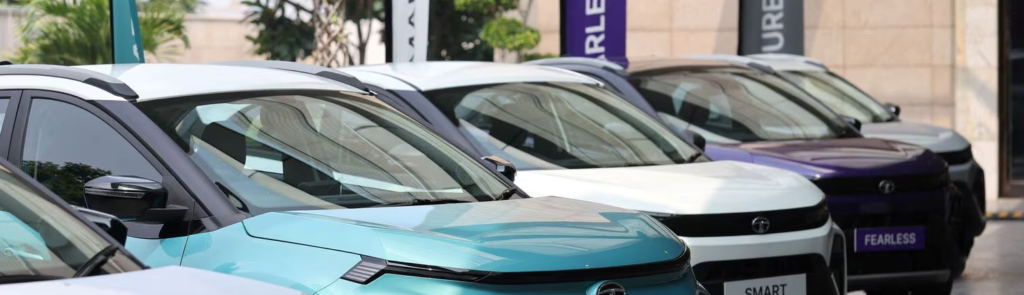 TATA.ev ने रचा इतिहास: 2 लाख EV बिक्री का आंकड़ा पार, ग्राहकों के लिए खास ऑफर की सौगात! s 21