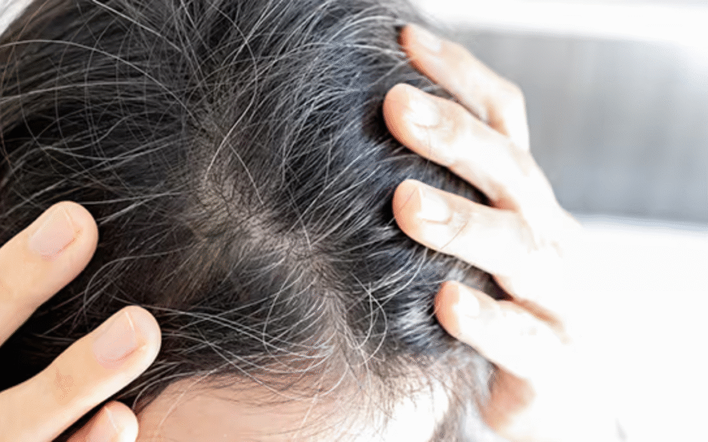 सिर्फ एक नुस्खा से Gray Hair होंगे काले और घने, चाय पत्ती में मिलाएं ये खास चीज और देखें तुरंत असर! Gray Hair