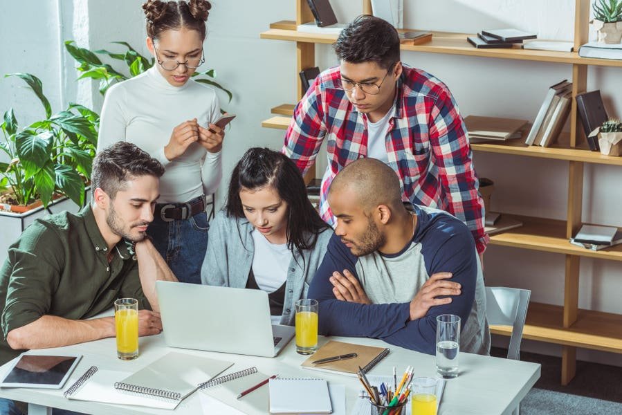 युवा उद्यमिता Youth Entrepreneurship in India 