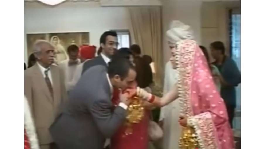 akshaye khanna karisma kapoor 1765333767