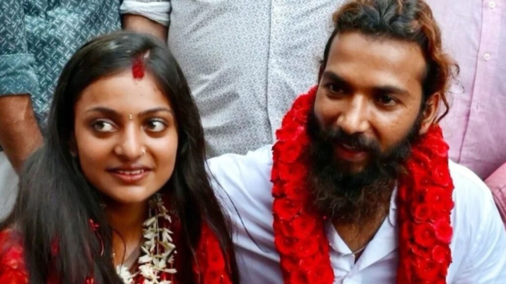 मोनालिसा की शादी में सियासत की एंट्री! BJP नेताओं ने SP से मिलकर पासपोर्ट रद्द करने की मांग की मोनालिसा