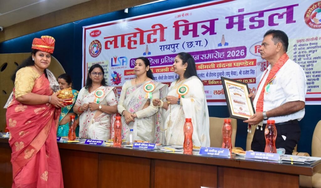 रेनबो फिंगर्स की संस्थापक श्रद्धा वर्मा को मिला महिला शक्ति सम्मान रेनबो