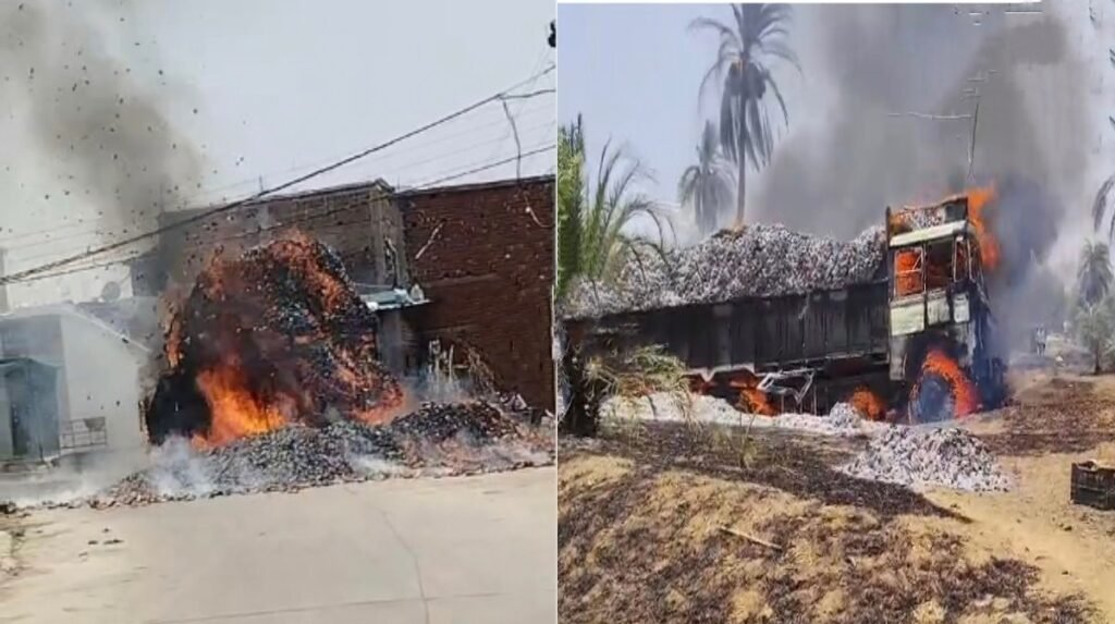 छत्तीसगढ़ में तेंदूपत्ता से भरे ट्रकों में आग, कवर्धा में बिजली तार बना हादसे की वजह, कांकेर में भी बड़ा नुकसान Untitled 257