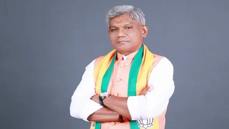 CG News : गौ सेवा आयोग अध्यक्ष पर हमले की कोशिश, कार को मारी टक्कर; नशे में धुत दो बाइक सवार गिरफ्तार Untitled 271