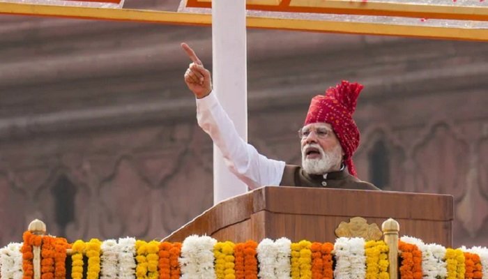 लाल किले से PM मोदी के 6 बड़े ऐलान, 1 करोड़ युवाओं को AI ट्रेनिंग से लेकर फ्री ऑनलाइन कोचिंग तक Untitled 152