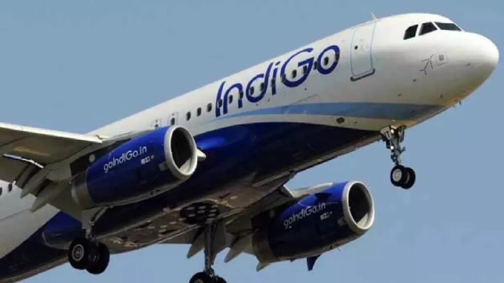 सिंगापुर के लिए उड़ी IndiGo फ्लाइट 2.5 घंटे तक हवा में घूमती रही, 127 यात्रियों के साथ क्या हुआ? Untitled 245