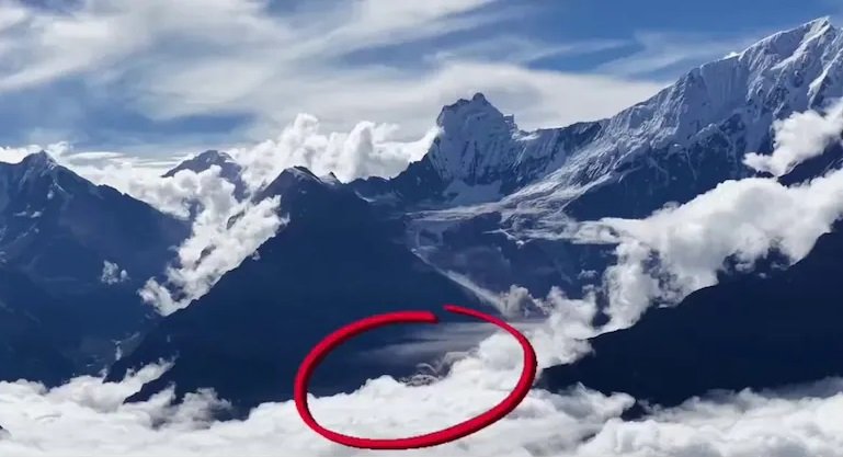 Nepal Flood News: ग्लेशियर ढहा और मची जलप्रलय! नेपाल की तबाही का Video आया सामने, देखिए आखिर हुआ क्या था Untitled 330