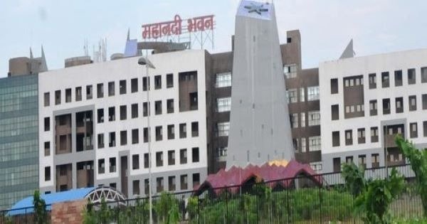CG News: शासकीय सेवकों के APAR लिखने की डेडलाइन निर्धारित, GAD ने विभाग प्रमुखों-कलेक्टर्स को भेजा पत्र cdfs