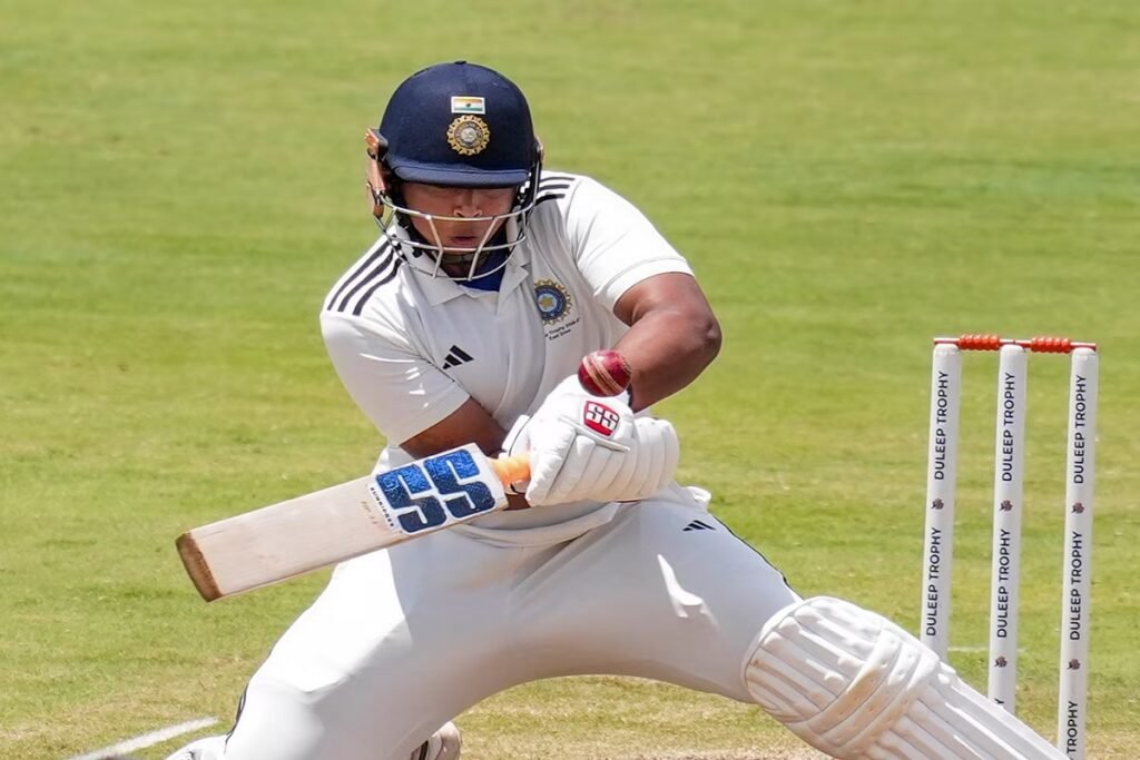 Vaibhav Sooryavanshi Duleep Trophy Final: वैभव सूर्यवंशी ने मोहम्मद सिराज की कर दी धुनाई, चौकों-छक्कों की लगाई झड़ी, देखें VIDEO Untitled 45